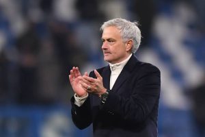 صورة توضيحية لمقال : تعليق مورينيو على فوز الأهلى على الزمالك في نهائى كأس مصر